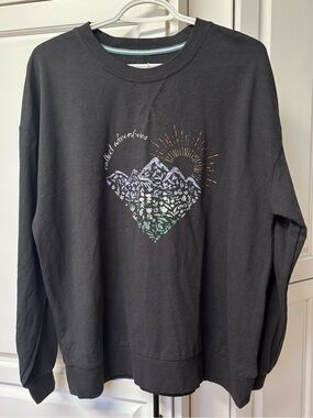 C&C CALIFORNIA “Collect Adventures” Graphic Sweatshirt sz L